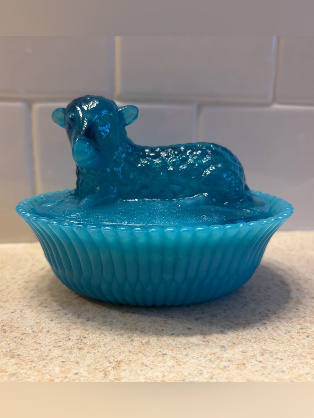 Boyd Blue Vaseline/Uranium Glass Lamb Covered Dish - Picture 4 of 16